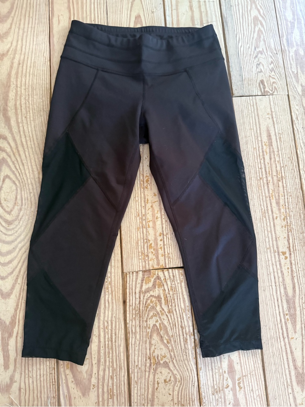 Athleta cropped Leggings size S